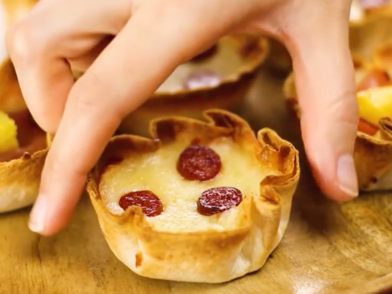 Pizza Muffins