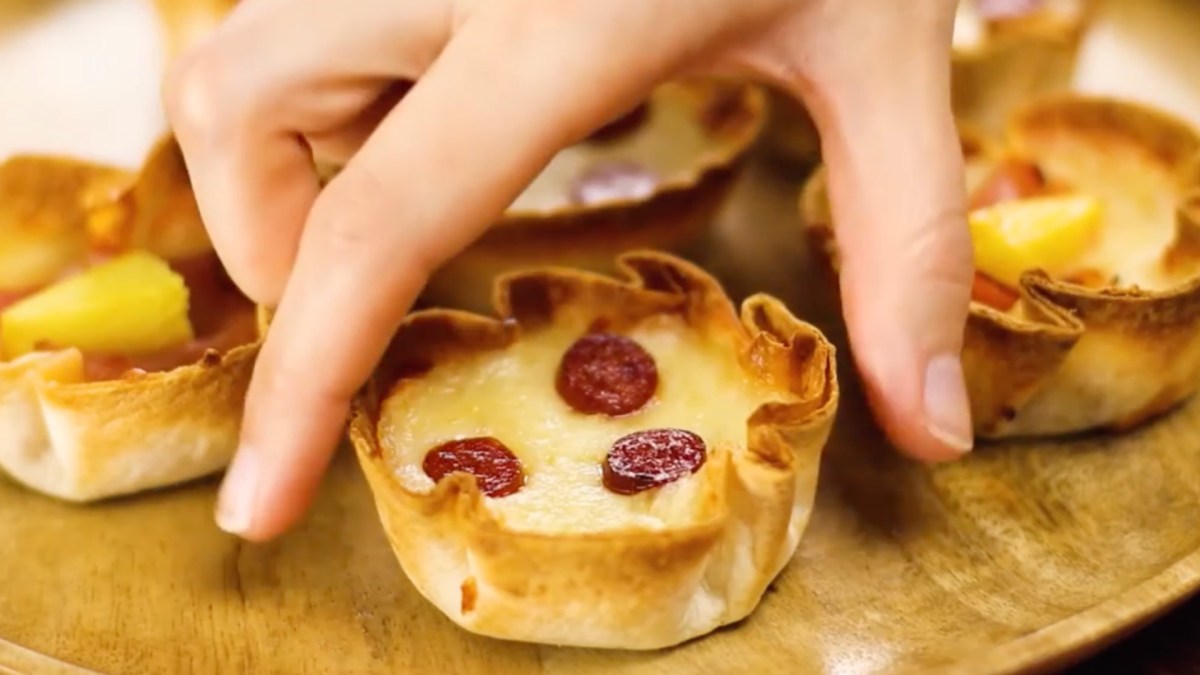 Pizza Muffins