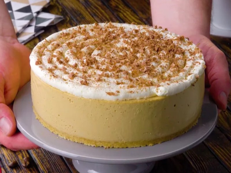Cappuccino Cream Cake