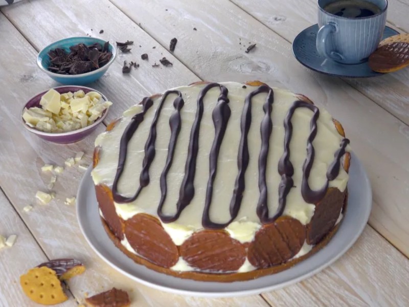Chocolate Cream Cake