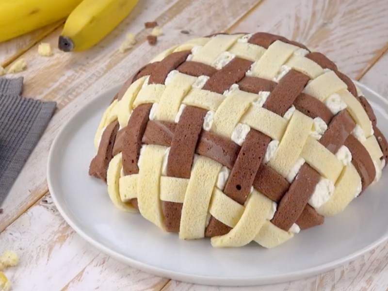 Chocolate Vanilla Lattice Cake