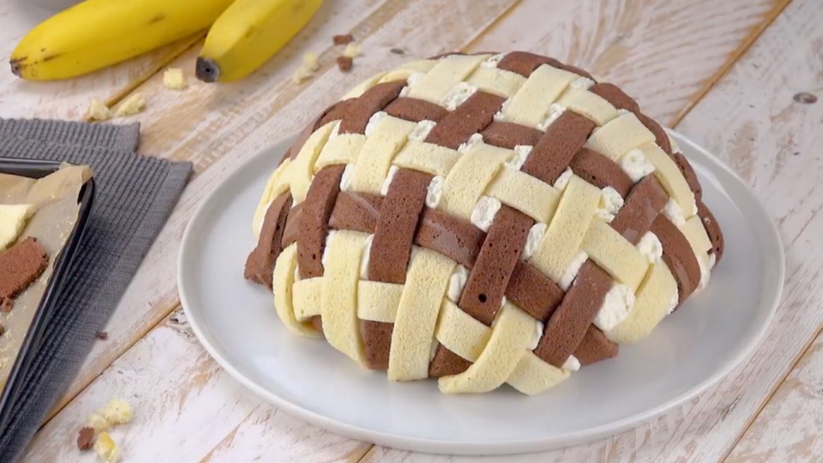 Chocolate Vanilla Lattice Cake